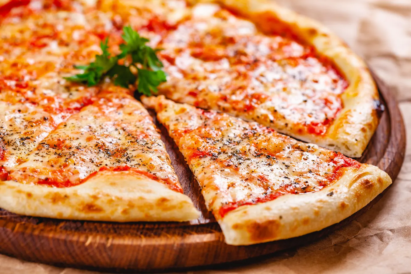 Pizza Breitscheid – Knusprige Vielfalt für Genießer