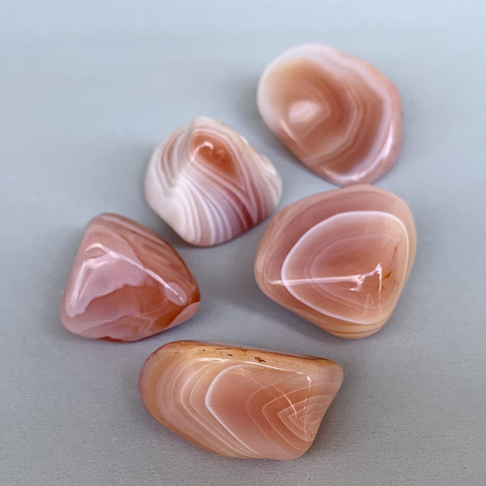 Sanfte Erdung erleben mit achat aus der CrystalScents Kollektion
