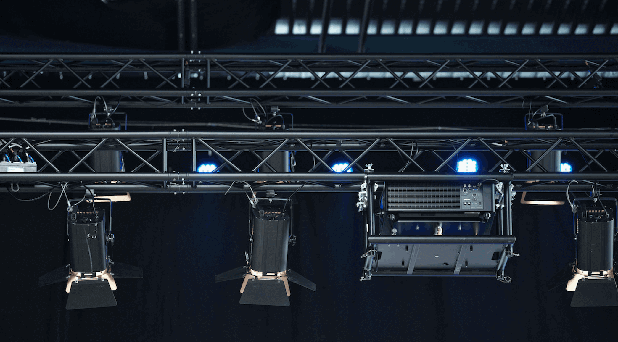 Tontechnik Mieten Münster – Modernste Audio-Technik für Sie